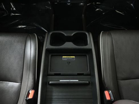 Used 2023 Honda Odyssey Elite image 24