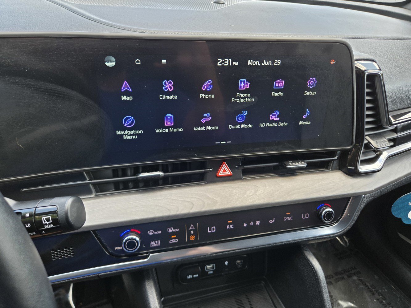 Used 2023 Kia Sportage X-Line w/ X-Line Premium Package AWD/4WD image 8