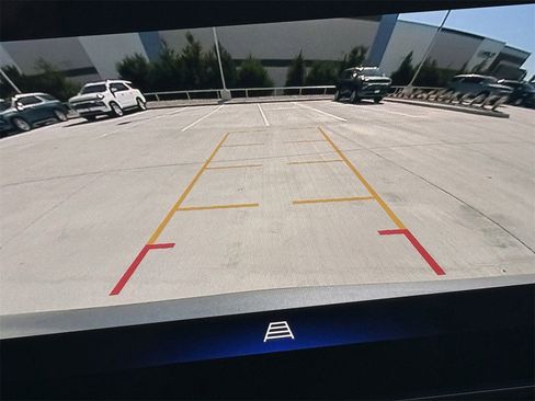 Certified 2025 Chevrolet Trax RS w/ Sunroof Package image 17