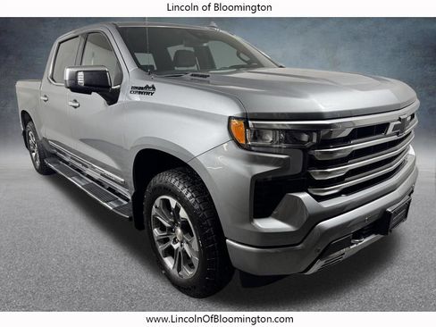 Used 2025 Chevrolet Silverado 1500 High Country w/ LPO, Dark Essentials Package AWD/4WD image 8
