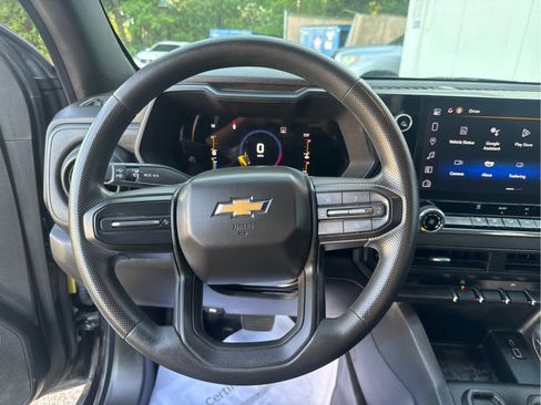 Used 2023 Chevrolet Colorado W/T RWD image 25