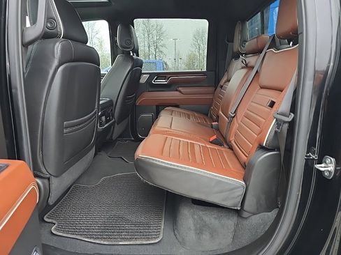 Used 2024 GMC Sierra 3500 Denali Ultimate image 33