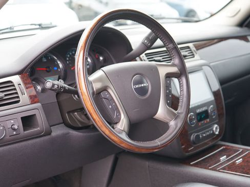 Used 2007 GMC Yukon Denali AWD/4WD image 12