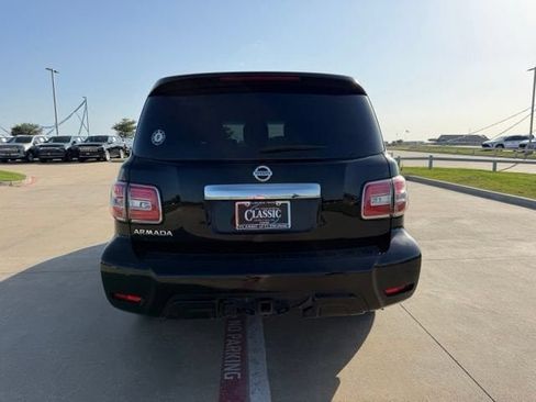 Used 2017 Nissan Armada SV w/ Driver Package RWD image 4