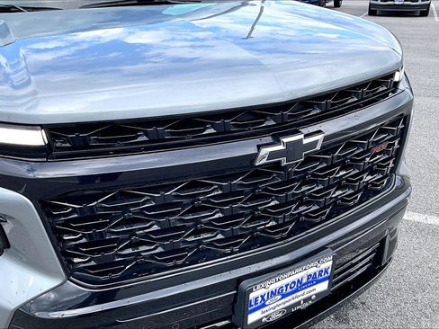 Used 2024 Chevrolet Traverse RS image 35