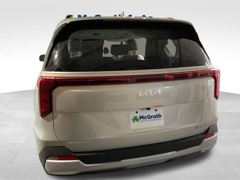 New 2026 Kia Carnival EX image 5