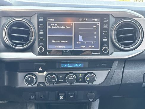 Used 2022 Toyota Tacoma SR5 w/ Technology Package image 16