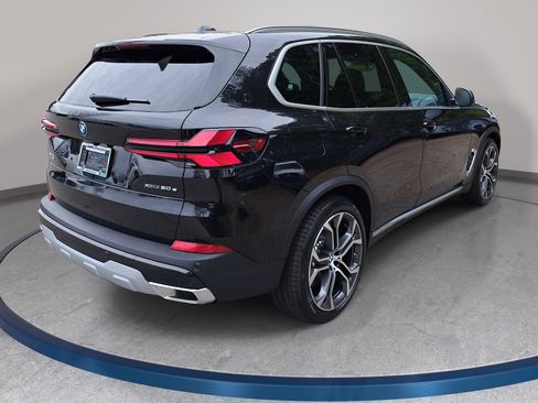 New 2026 BMW X5 xDrive50e w/ Executive Package AWD/4WD image 5