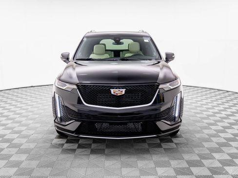 New 2025 Cadillac XT6 Sport image 2