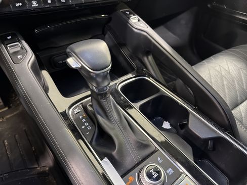 Used 2023 Kia Telluride SX Prestige X-Line AWD/4WD image 18
