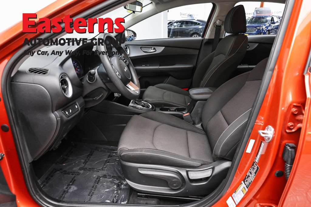 Used 2023 Kia Forte LXS w/ LXS Technology Package FWD image 15