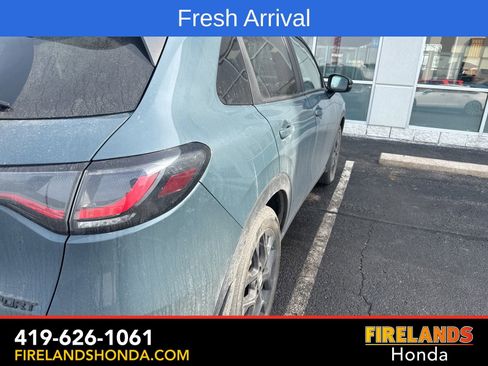 Used 2023 Honda HR-V Sport image 4