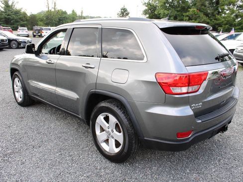 Used 2011 Jeep Grand Cherokee Laredo AWD/4WD image 9