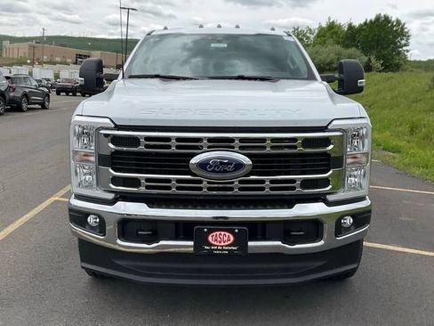 New 2026 Ford F350 XLT w/ FX4 Off-Road Package AWD/4WD image 26