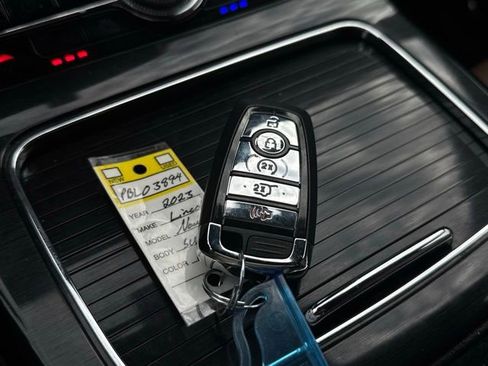 Used 2023 Lincoln Nautilus Reserve w/ Luxury Package image 38