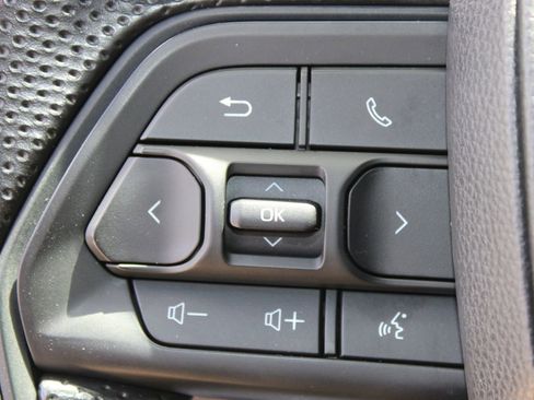Used 2025 Toyota Tacoma SR RWD image 29