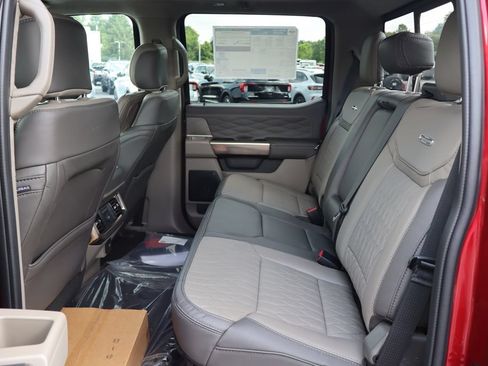 New 2026 Ford F350 Platinum w/ Platinum Plus Package AWD/4WD image 14