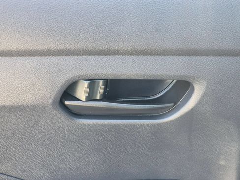 Used 2025 Nissan Versa S w/ Trunk Package FWD image 27