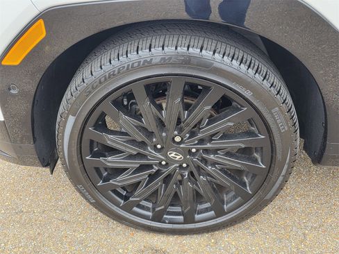 Used 2025 Hyundai Santa Fe Calligraphy image 31