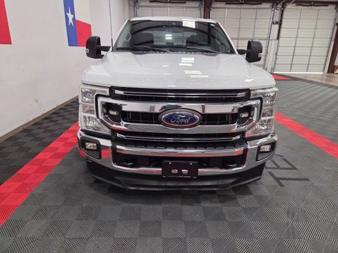 Used 2022 Ford F250 XLT w/ XLT Value Package image 4