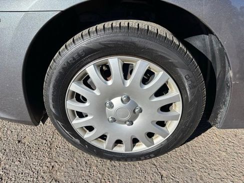 Used 2018 Nissan Sentra S image 10