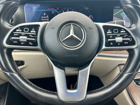 Used 2019 Mercedes-Benz E 300 image 23
