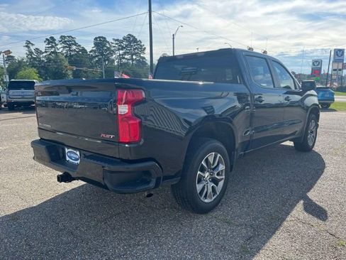 Used 2022 Chevrolet Silverado 1500 RST RWD image 4
