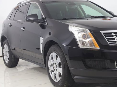 Used 2016 Cadillac SRX Luxury w/ Driver Awareness Package image 38