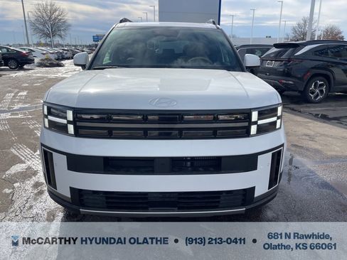 Used 2025 Hyundai Santa Fe Limited image 11