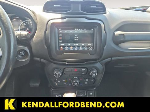 Used 2021 Jeep Renegade Latitude w/ Convenience Group AWD/4WD image 11