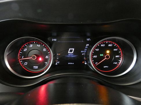 Used 2022 Dodge Charger SXT image 16