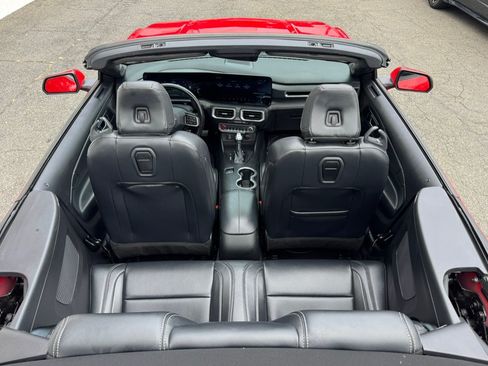Used 2025 Ford Mustang Premium RWD image 28