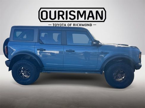 Used 2022 Ford Bronco Wildtrak image 2