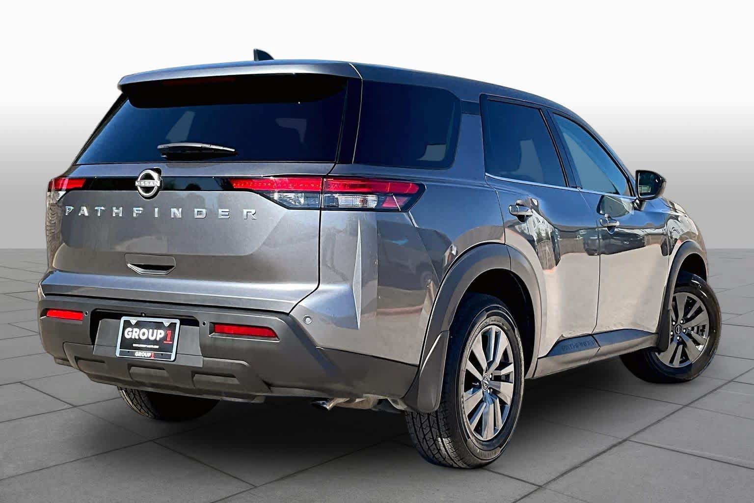 Certified 2025 Nissan Pathfinder S FWD image 13