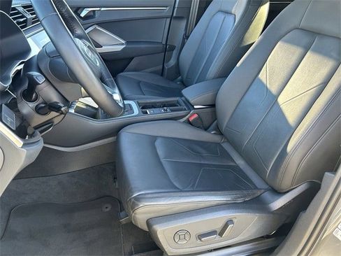 Used 2020 Audi Q3 2.0T Premium w/ Convenience Package image 21