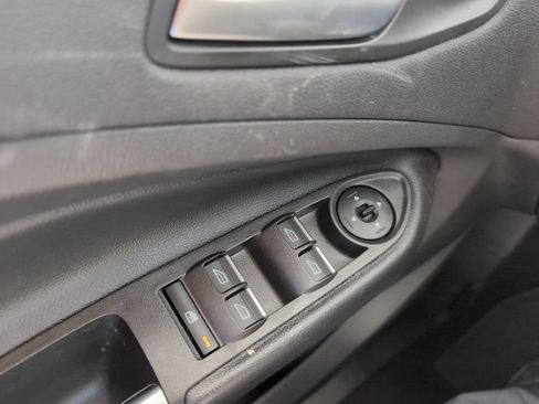 Used 2019 Ford Escape SE AWD/4WD image 18