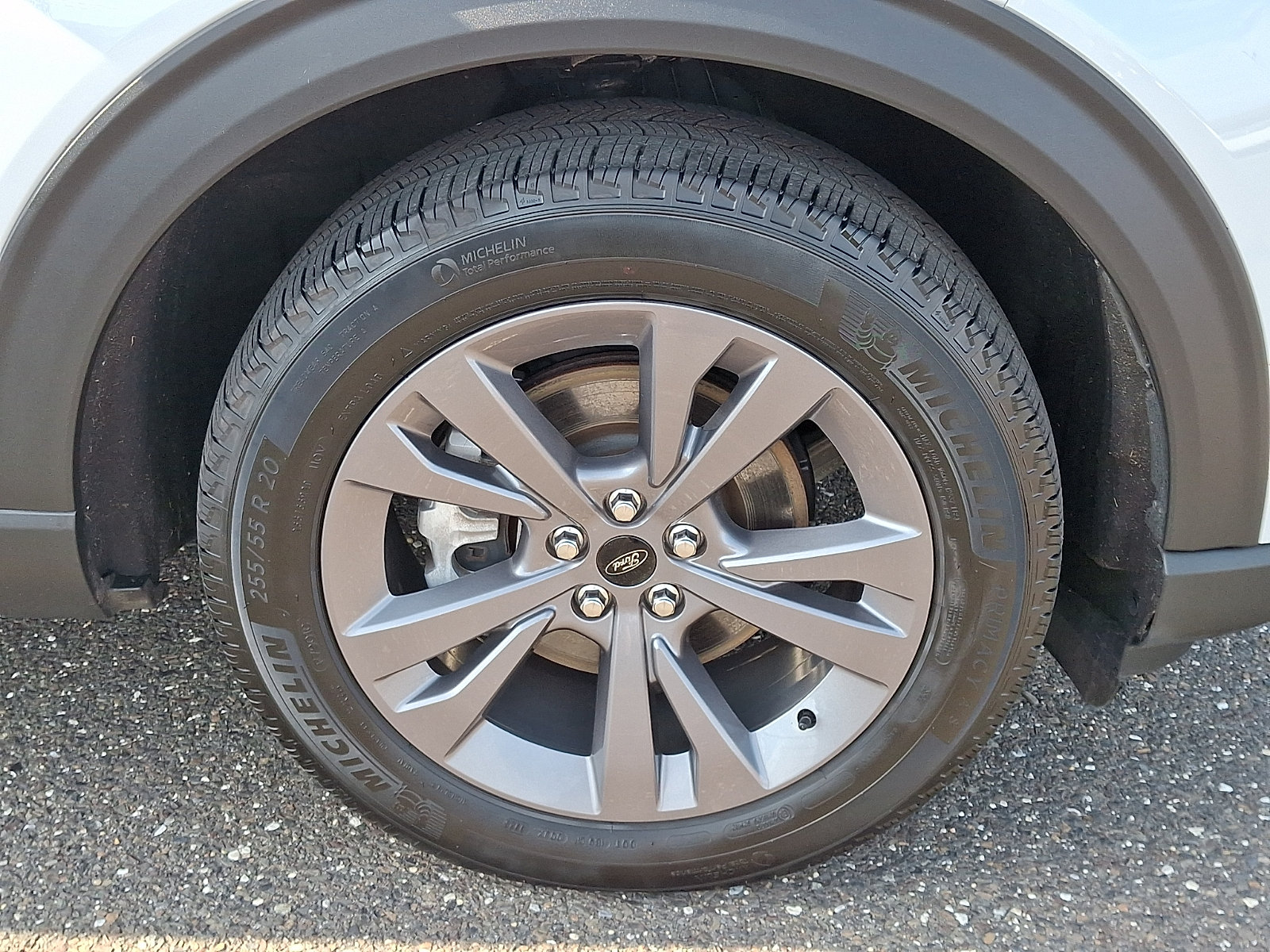 Used 2025 Ford Explorer Active w/ Active Comfort Package AWD/4WD image 8