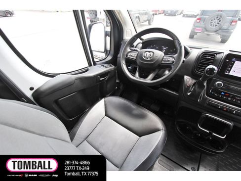 Used 2025 RAM ProMaster 2500 w/ Convenience Group FWD image 9