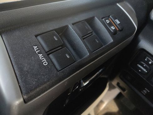 Used 2019 Toyota 4Runner SR5 image 27