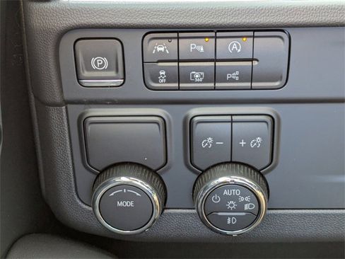 New 2025 Chevrolet Tahoe Premier image 28