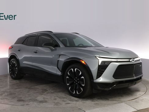 Used 2024 Chevrolet Blazer EV RS AWD/4WD image 13