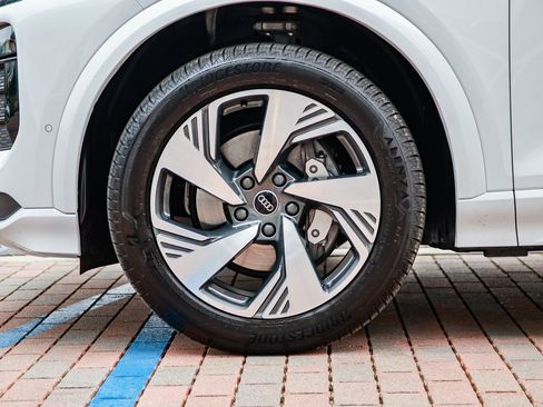 Certified 2025 Audi Q6 e-tron Premium Plus w/ Premium Plus image 11