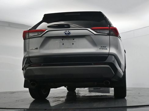 Used 2021 Toyota RAV4 XSE AWD/4WD image 21