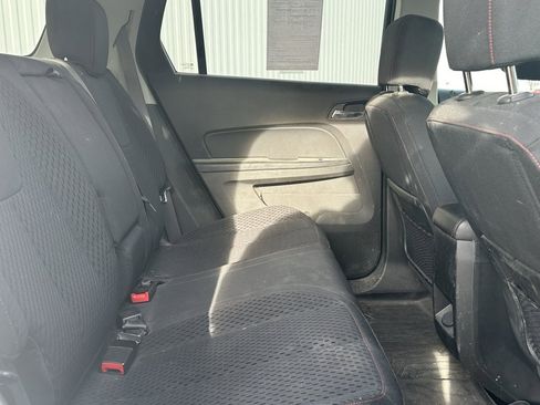 Used 2015 GMC Terrain SLE image 15