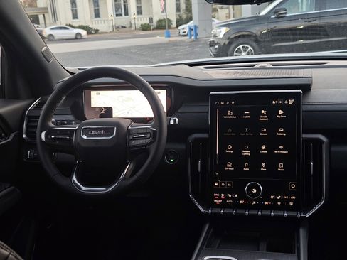New 2026 GMC Acadia AT4 w/ Luxury Package AWD/4WD image 8