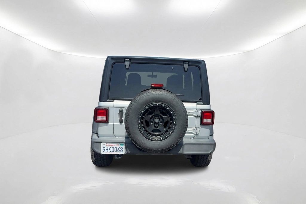 Used 2023 Jeep Wrangler Sport AWD/4WD image 7