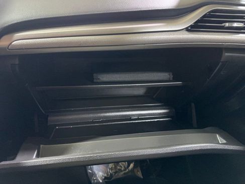 Used 2020 Ford Fusion SE w/ Equipment Group 151A image 27