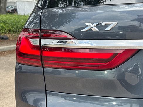 Used 2021 BMW X7 xDrive40i w/ Premium Package AWD/4WD image 10