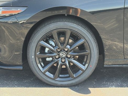 New 2026 MAZDA MAZDA3 Hatchback w/Premium Plus Pkg AWD/4WD image 6