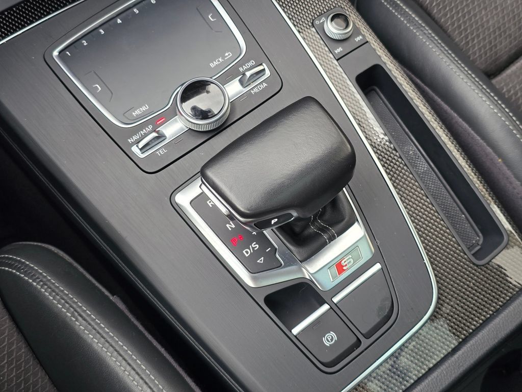 Used 2018 Audi SQ5 Prestige w/ Prestige Package AWD/4WD image 29